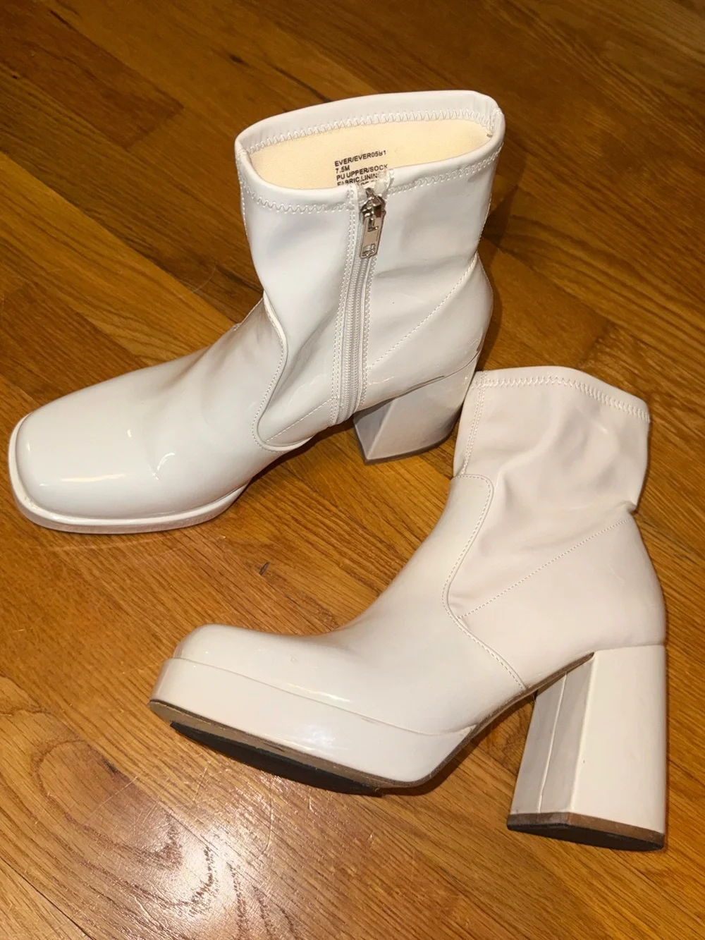 Steve Madden stylish patent